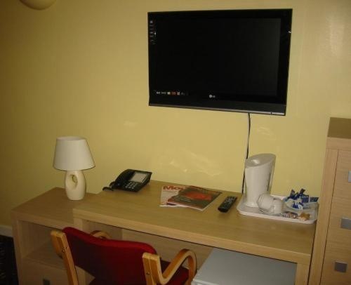 The Langham Hotel image 14